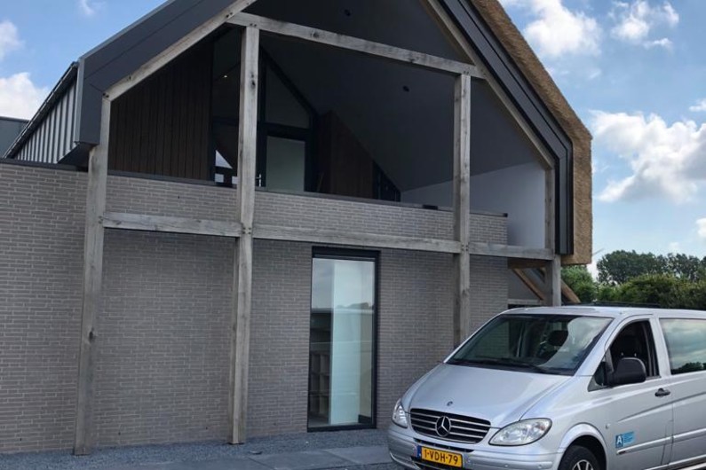 Montage aluminium kozijnen bij 2 woningen